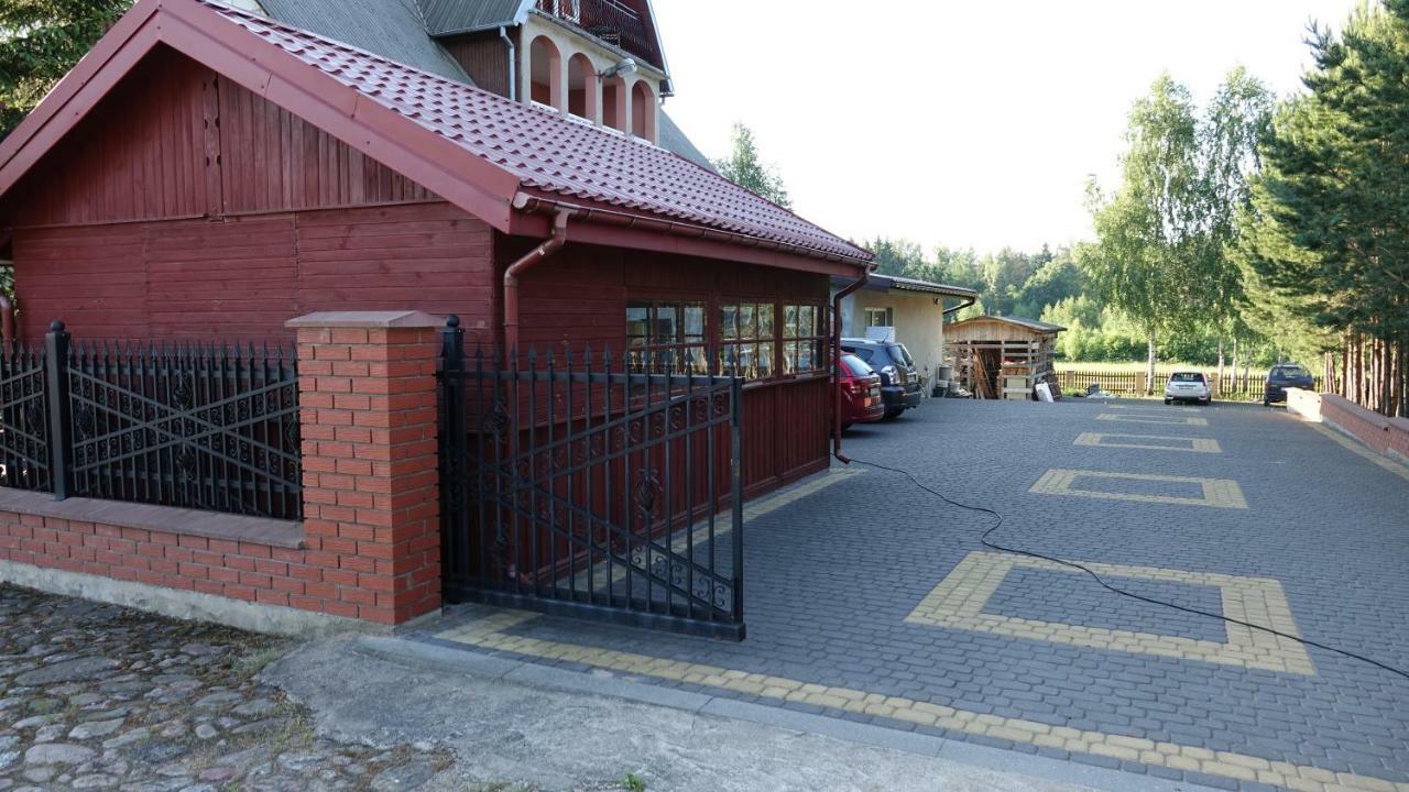 "Rowerowa Przystan" Turystyka Wiejska Nad Jeziorem Serwy W Sercu Puszczy Sucha Rzeczka Kültér fotó